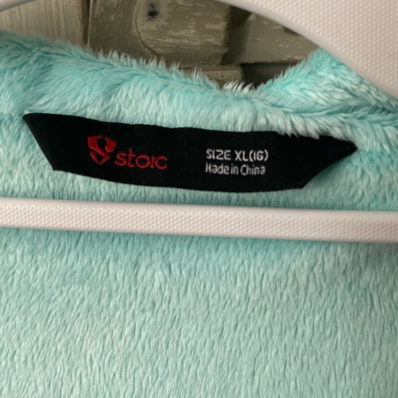 Stoic Girls’ Floral Printed Faux “Fur” Lined Raincoat - Picture 7 of 10